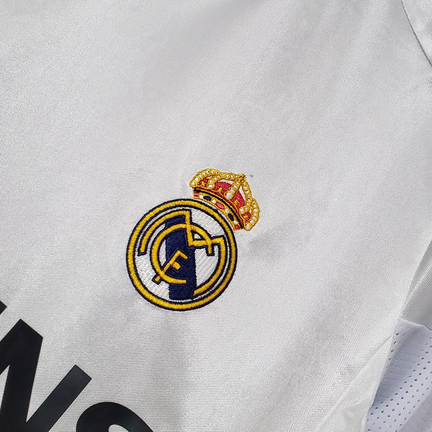 Camiseta Real Madrid Primera Equipación Retro 04/05